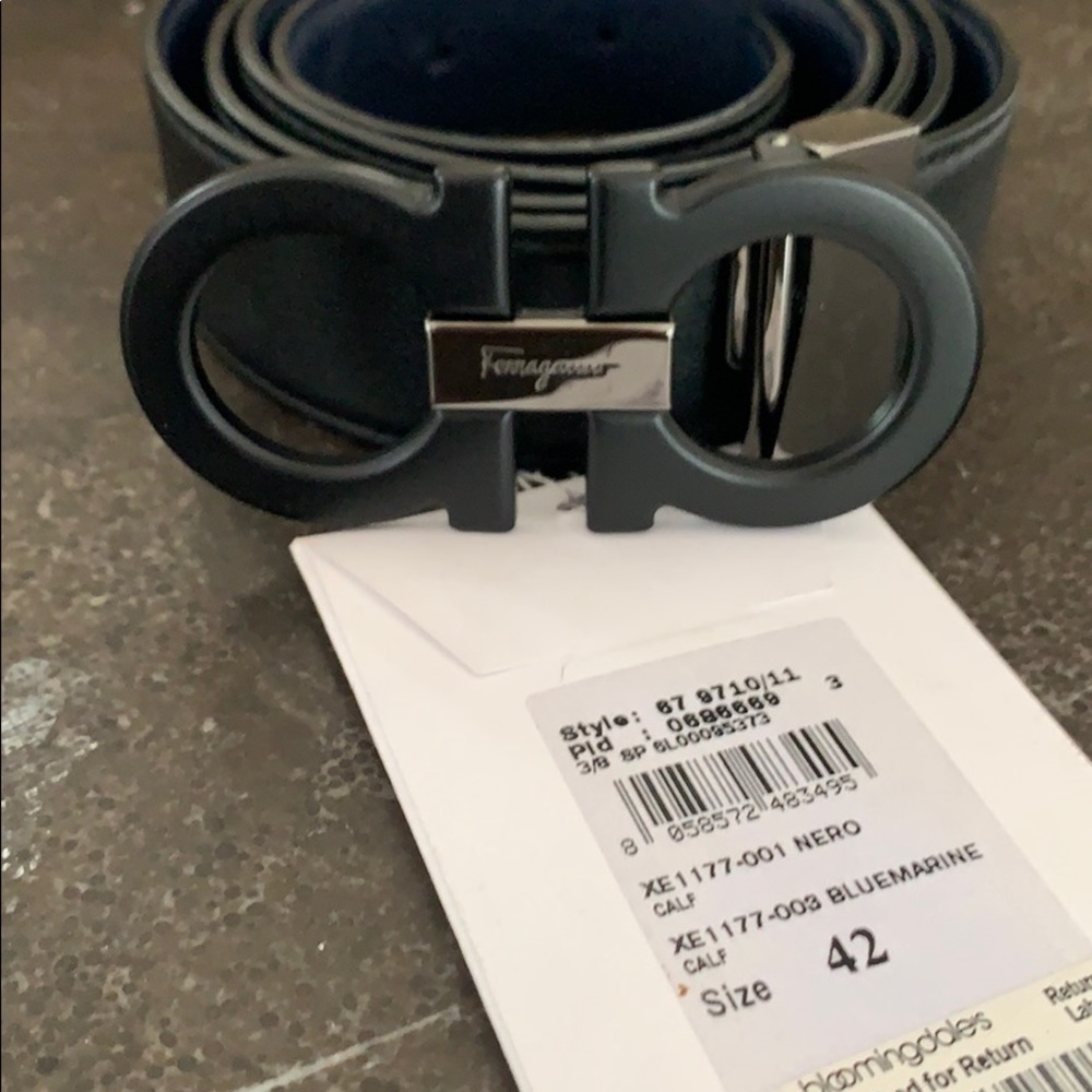 Salvatore Ferragamo belt in black size 42